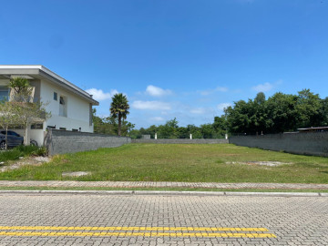 Terreno em Condomínio - Venda - Condomínio Chácara Serimbura - São José dos Campos - SP
